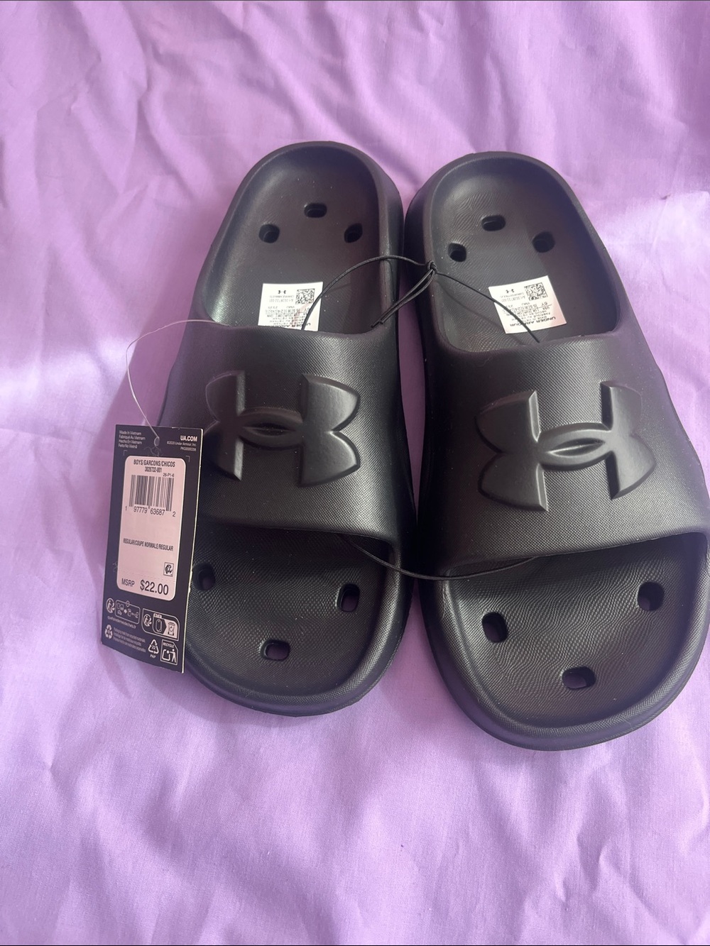 Under Armour Black Slide Sandals with Embossed Logo